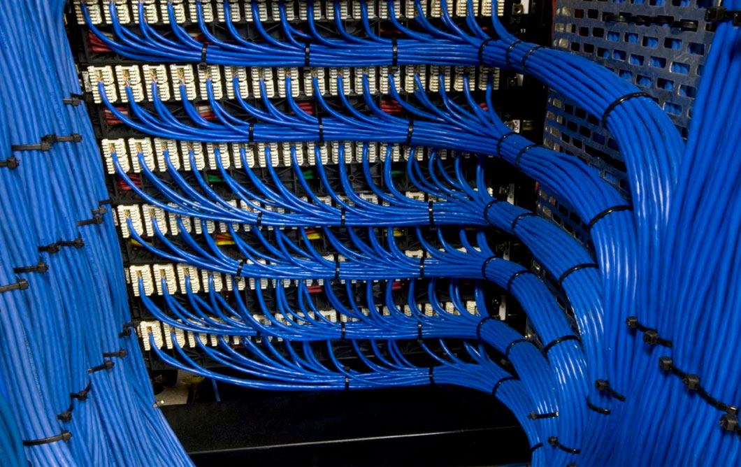cableado-saturado-2